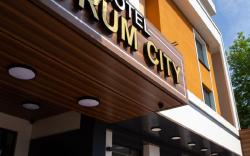 Hotel Forum City