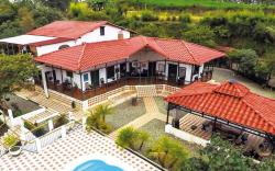 Finca Campestre La Adelita B&B