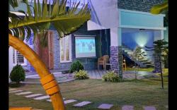 ECR Beach Villa- R&B