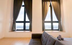 Sunway Grid-4pax (near Legoland)
