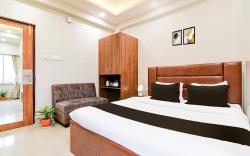 Super Townhouse Kaikhali Near Airport