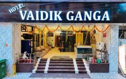 Hotel Vaidik Ganga, Near Parmarth Niketan
