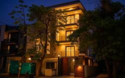 Hotel Admire inn Sec - 50 By ASPL