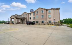 Cobblestone Hotel & Suites - Russells Point at Indian Lake