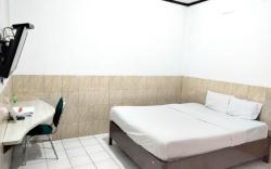 Sartika Hotel Mitra RedDoorz Pati