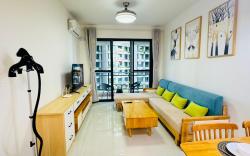 Cozy 2B1R Condo forest city