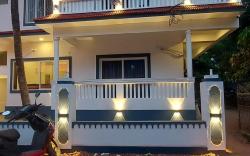 APRICOT INN
