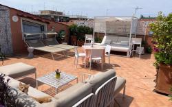 The Rooftop Terrace b&b Double Rooms and Bathrooms