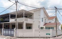 BrandNew Premium House 4Room12Pax@ALMA NEAR JUSCO