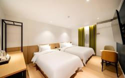 Hound Hotel Gumi indong