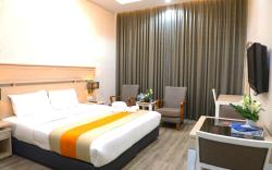 Wescott Plaza Hotel Apartments