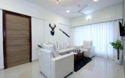 Professionally Managed 2 Bedroom with Balcony 