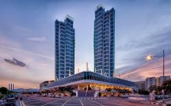 Maritime Suites 