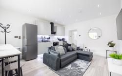 WestPoint Luxury Apartment
