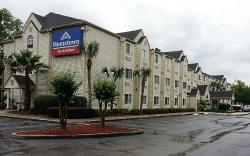 Hometown Inn & Suites Jacksonville Butler Blvd/Southpoint