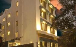 Saltstayz Select - Nehru Place & New Friends Colony