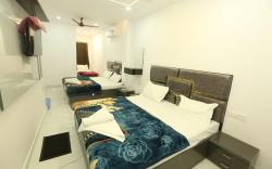 Aditya Home Stay