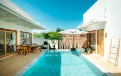 Sunn Lay Pool Villa