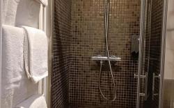 MARAIS LOVELY BEAUBOURG A