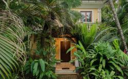 The Bumblebee- Serene 3BHK Villa- Candolim, Goa