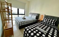 Nordic Trefoil 2BR-Walk to Setia City Mall/SCCC