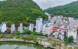 Chu Long Hotel 