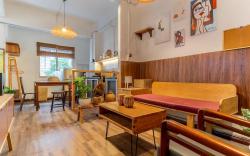 Insta-worthy Smart Home W/ Bathtub in Dist1 NDC