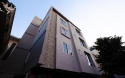 C'est La Vie Apartments by Le Pension Stays