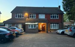 High Trees Guest House Gatwick