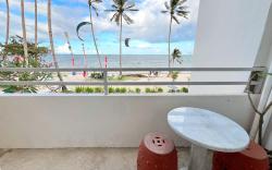 Beachfront Flat w/ Two Beds,  Kitchen & Balcony