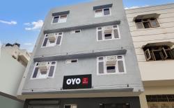 Hotel O HG Residency