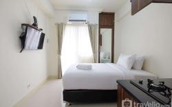 Comfy Studio Apt @ Green Pramuka City By Travelio