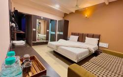 Hotel Ashapura Palace