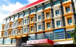 Ninong's Hotel