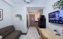 Condotel 1BR Unit w/ Balcony FAME Residences #FM29