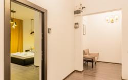 CHÂTEAU: Upscale Suites in Bucharest