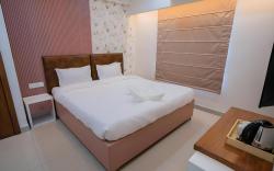SUMMER STAYS BY UNIQUE CHOICE HOTELS PVT LTD 