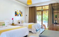 Palm Thatch-Windmill Villa