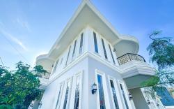 Villa Bonanza Batu