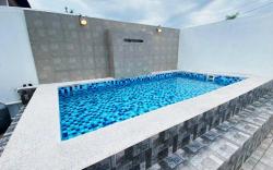 Dian Villa Homestay Kuantan with Pool