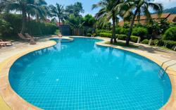 Apartel at Lanta Resort