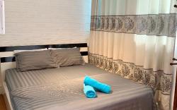 Room 208, Lovely Service Apartment with Swimming Pool