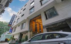 Staybook Hotel Nitya Maharani 