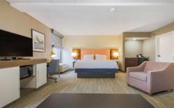 Hampton Inn Fall River Westport