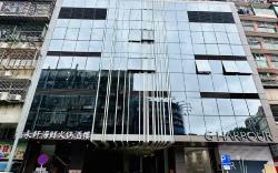 Grand Harbour Hotel