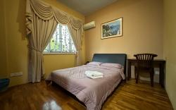 Seladah Stay C [Double Room with Private Bathroom]