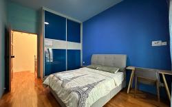 Seladah Stay A [Double Room with Shared Bathroom]