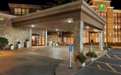 Holiday Inn Hotel & Suites Des Moines-Northwest By IHG