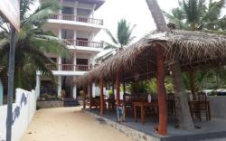 Golden Surfer Beach Hotel