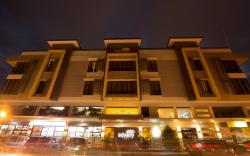 Infinity Suites